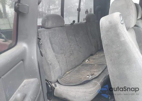 2004 Chevrolet Silverado 1500 Z71 z USA, uszkodzony, nr VIN 1GCEK19T44E350436